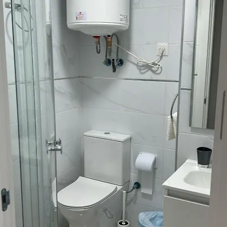 Habitacion Doble O Compartida Con Bano Privado En El Centro De Madrid Exterior photo